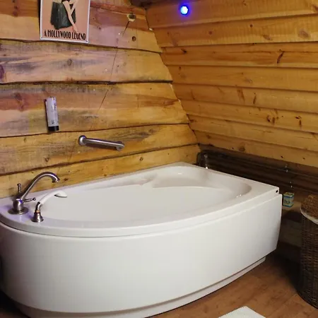 Bed & Breakfast La Ferme Des Templiers De Flechinelle 3*