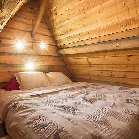 B&B La Ferme Des Templiers De Flechinelle 3*