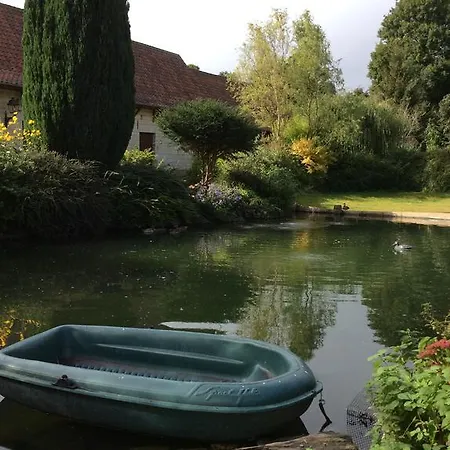 La Ferme Des Templiers De Flechinelle Bed & Breakfast *
