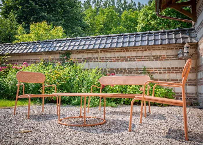 La Ferme Des Templiers De Flechinelle Bed & Breakfast 3*