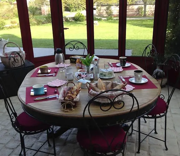 La Ferme Des Templiers De Flechinelle Bed & Breakfast