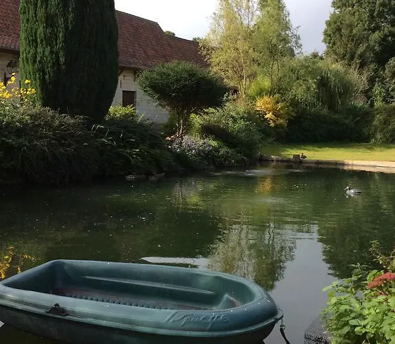 La Ferme Des Templiers De Flechinelle Bed & Breakfast 3*